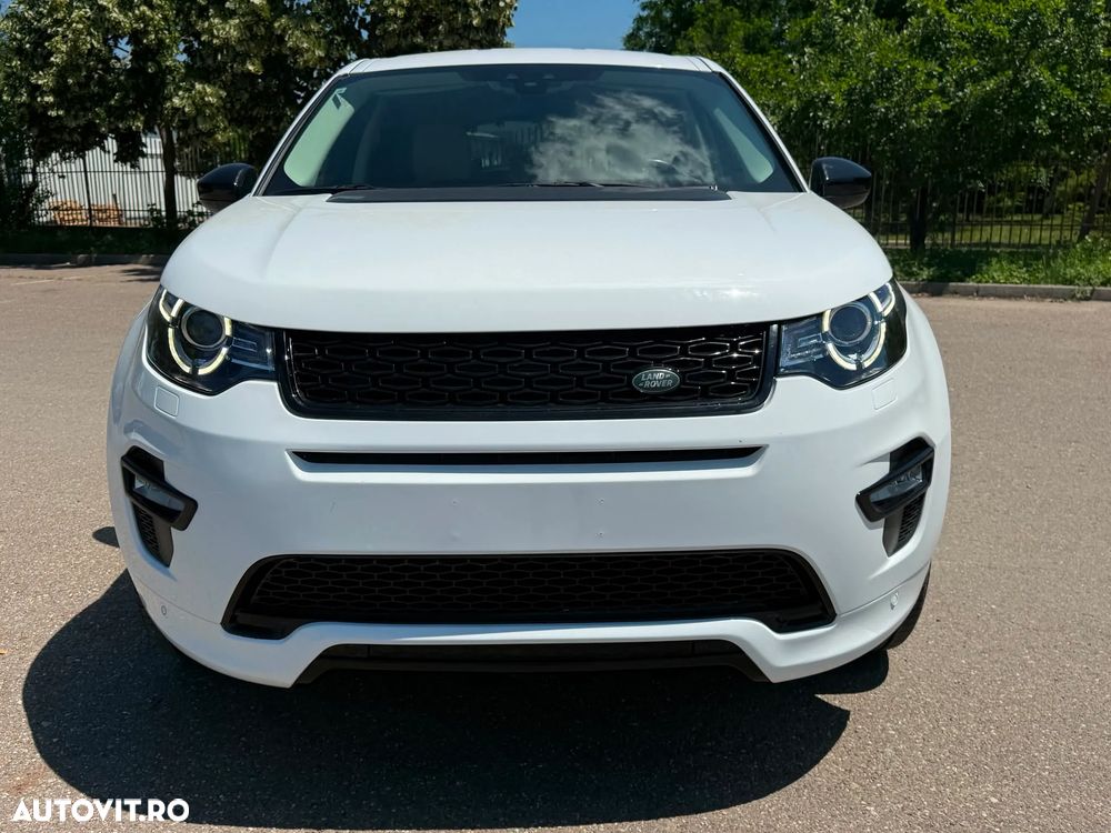 Land Rover Discovery Sport - 12