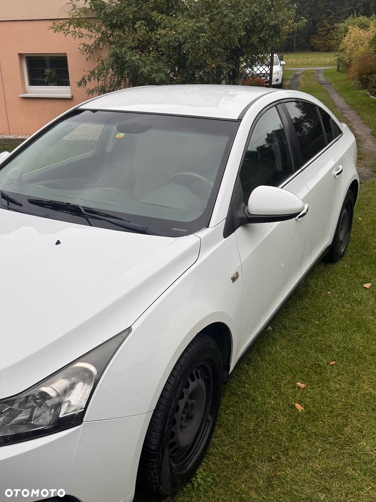 Chevrolet Cruze 1.8 LT - 3