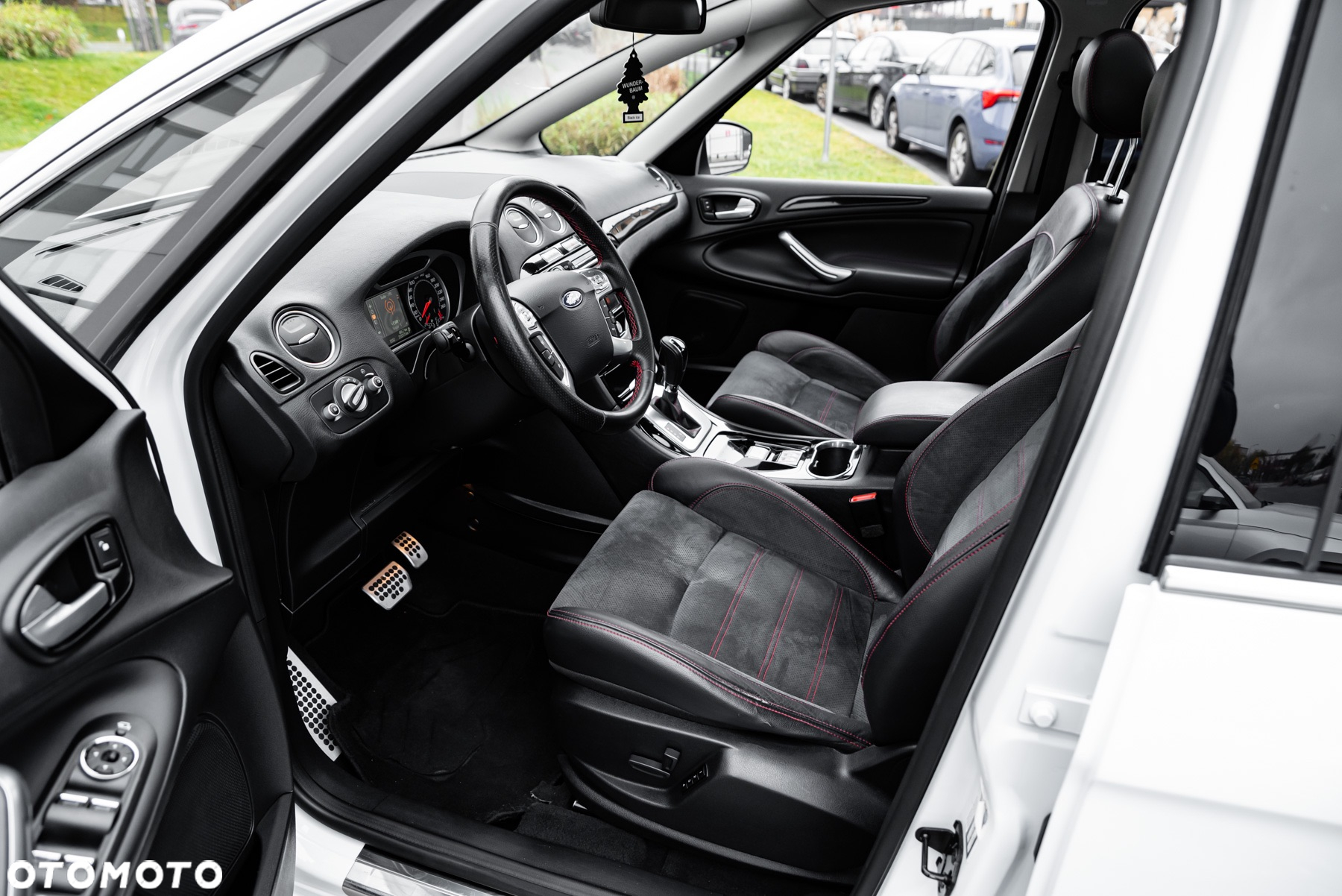 Ford S-Max 2.0 EcoBoost Titanium - 16
