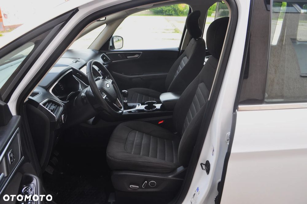 Ford Galaxy 2.0 TDCi Titanium - 24