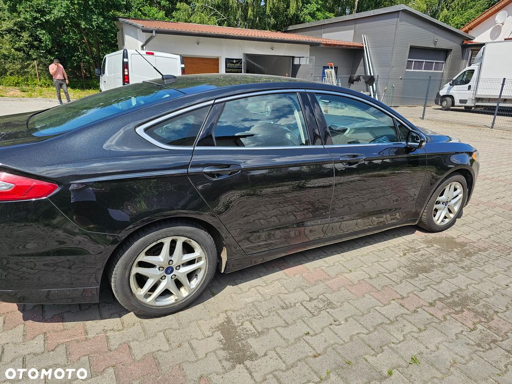 Ford Fusion - 5