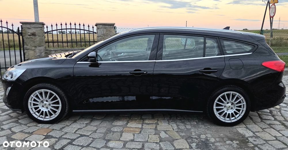 Ford Focus 1.0 EcoBoost Titanium - 6