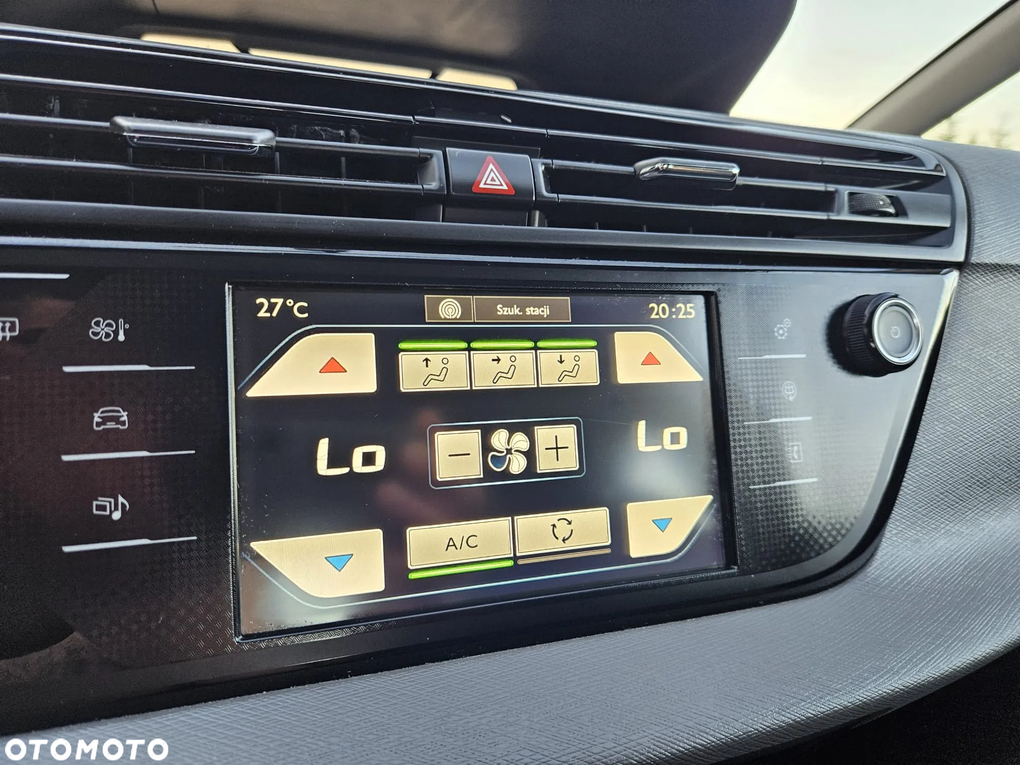 Citroën C4 Picasso 1.2 PureTech Attraction - 20