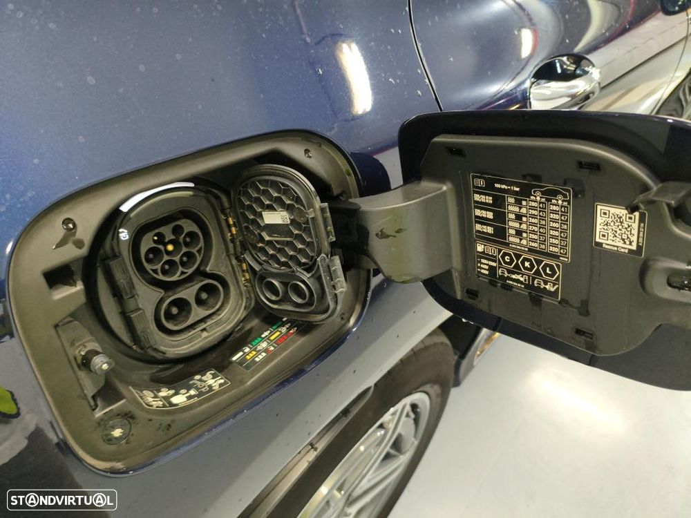 Mercedes-Benz EQC 400 4Matic - 12
