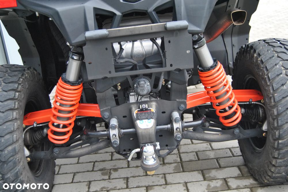 Can-Am Maverick - 10