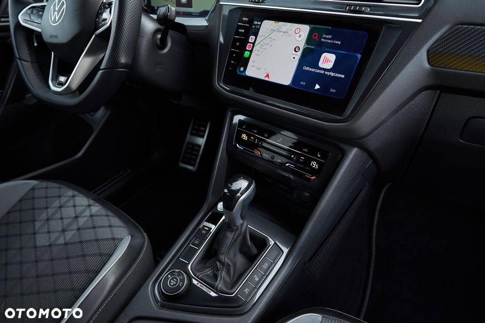 Volkswagen Tiguan Allspace - 17