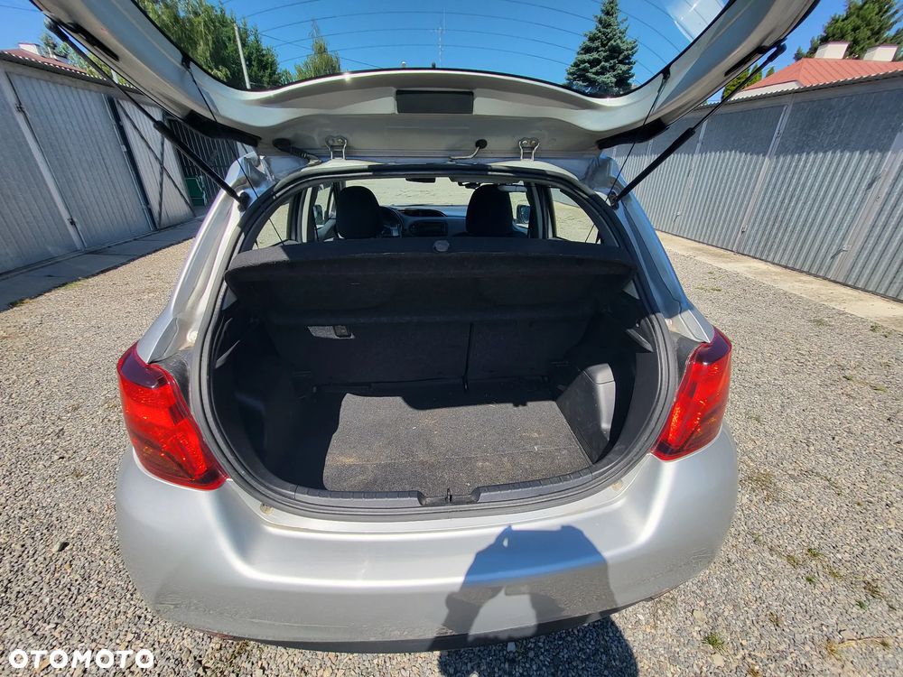 Toyota Yaris 1.33 Active - 28