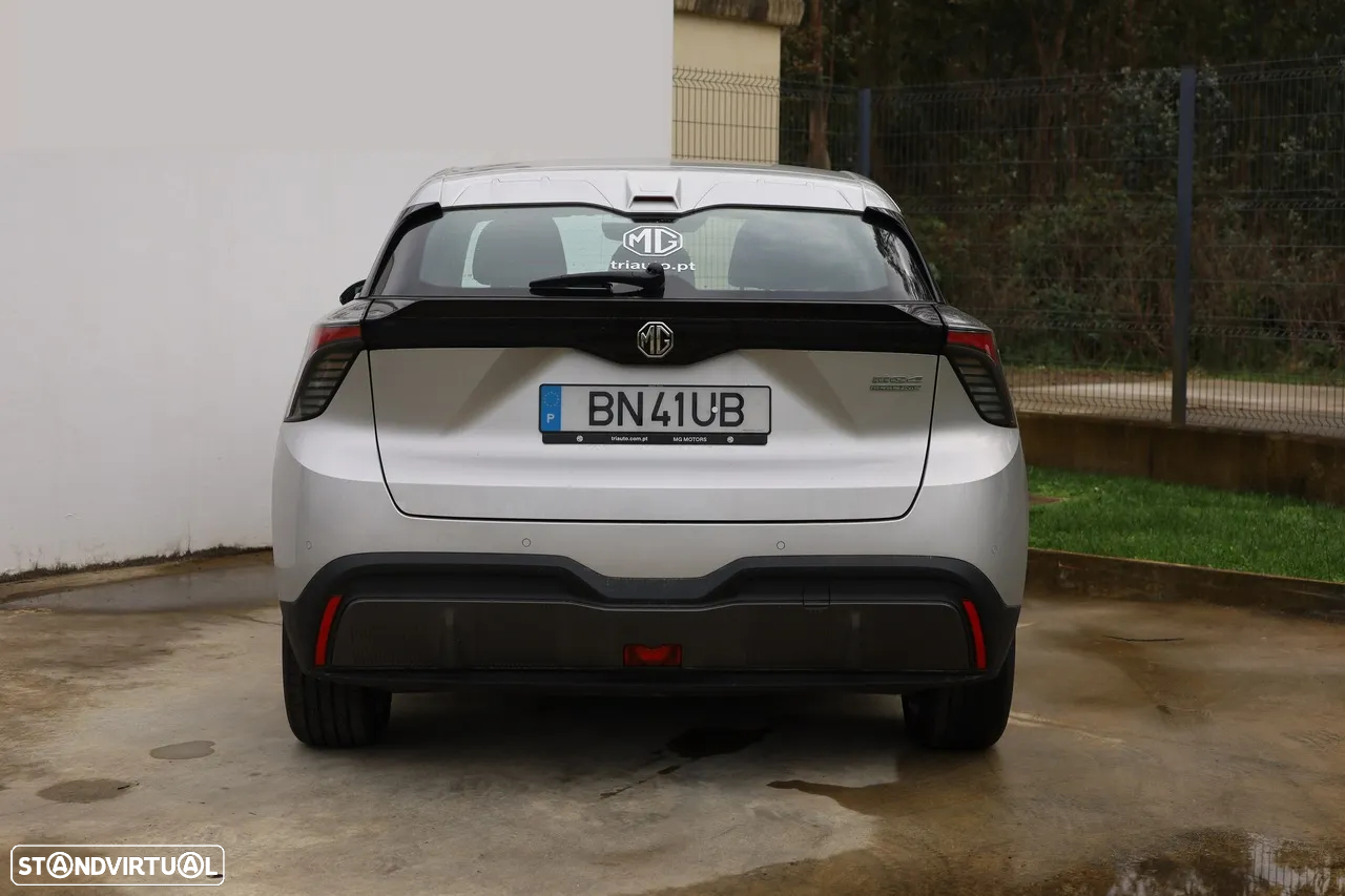MG MG4 51 kWh Standard - 2