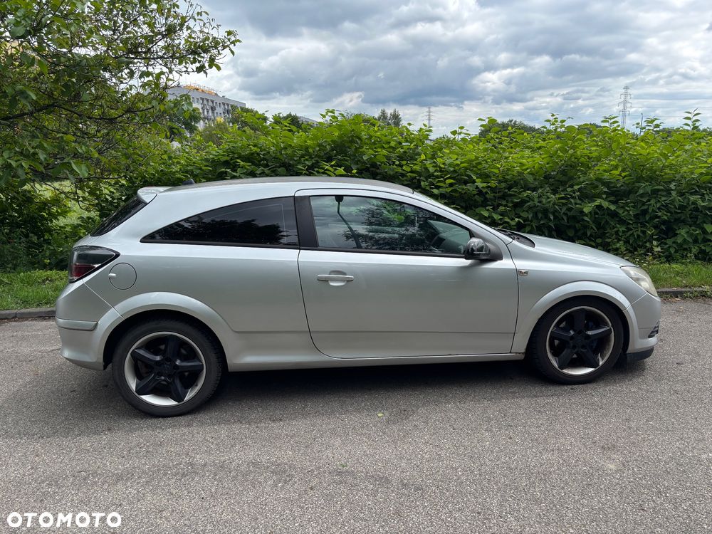 Opel Astra 1.8 Sport - 17