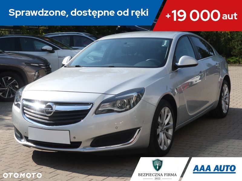 Opel Insignia - 1