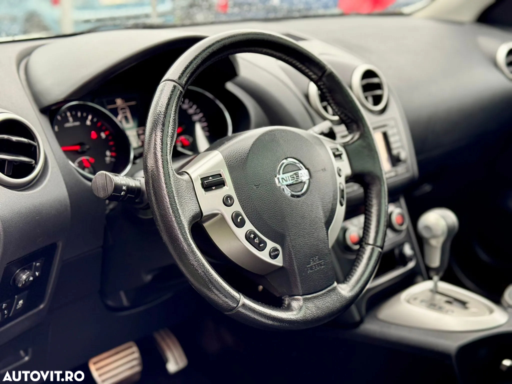 Nissan Qashqai+2 +2 2.0 dCi DPF "All Mode 4x4-i" Aut Tekna - 26