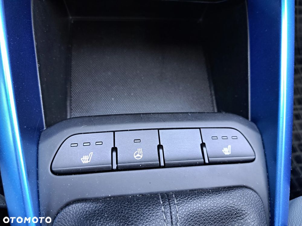 Kia Stonic 1.2 L - 33