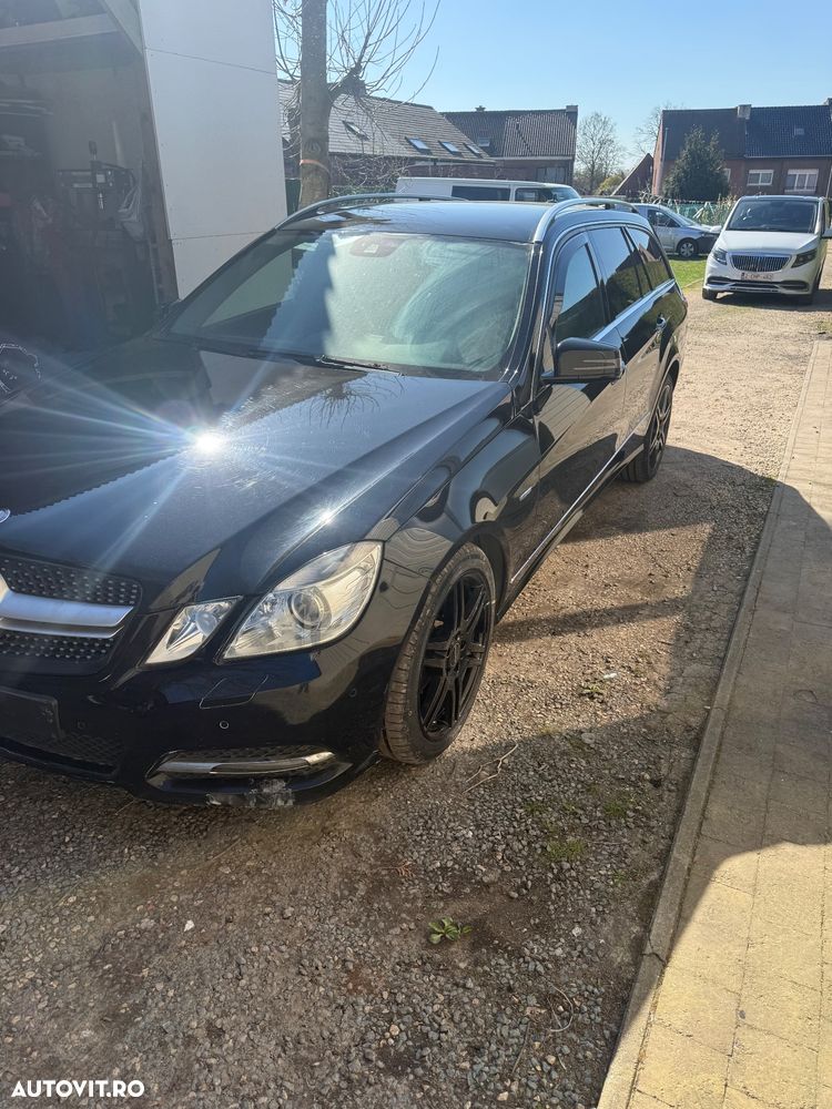 Mercedes-Benz E 220 CDI BlueEfficiency Aut - 1