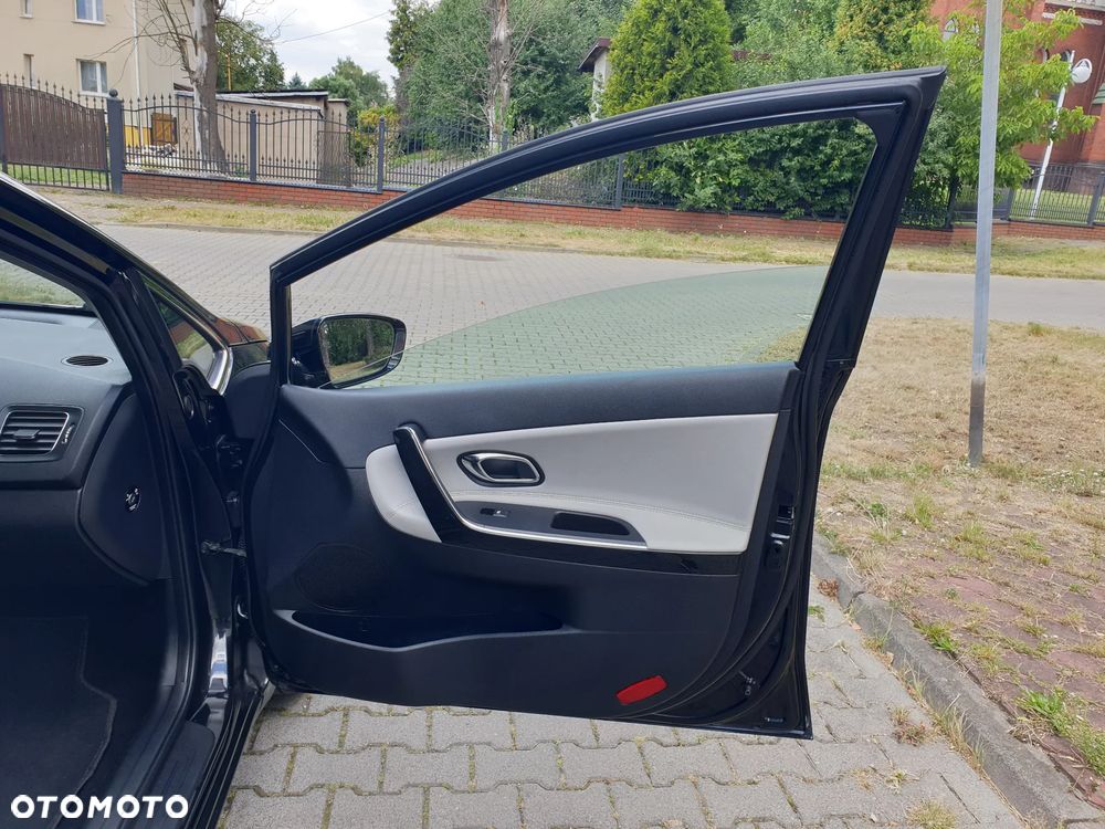 Kia Ceed Cee'd 1.6 GDI XL - 27