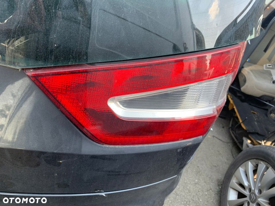 Ford Galaxy MK3 lampa prawy tył w klapę - 1