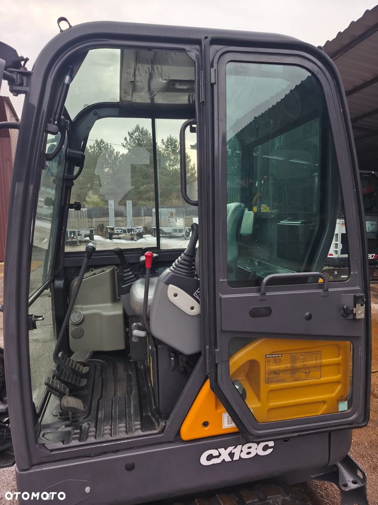 Case CX18 - Bobcat E19 - Yanmar SV18 - STAN IDEALNY - 10