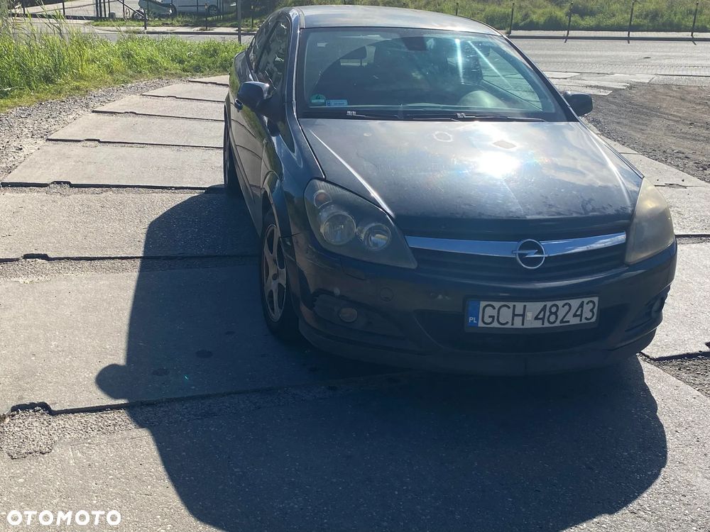 Opel Astra III GTC 1.6 Sport - 11