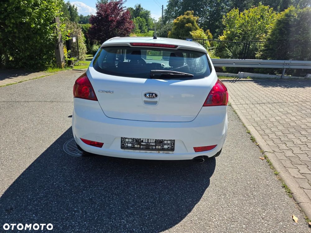 Kia ProCeed 1.6 CVVT LX - 17