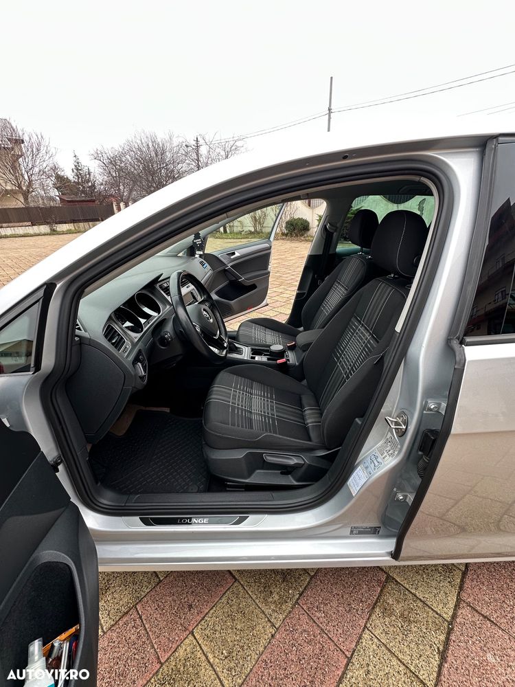 Volkswagen Golf 1.6 TDI BlueMotion Technology DSG Lounge - 14