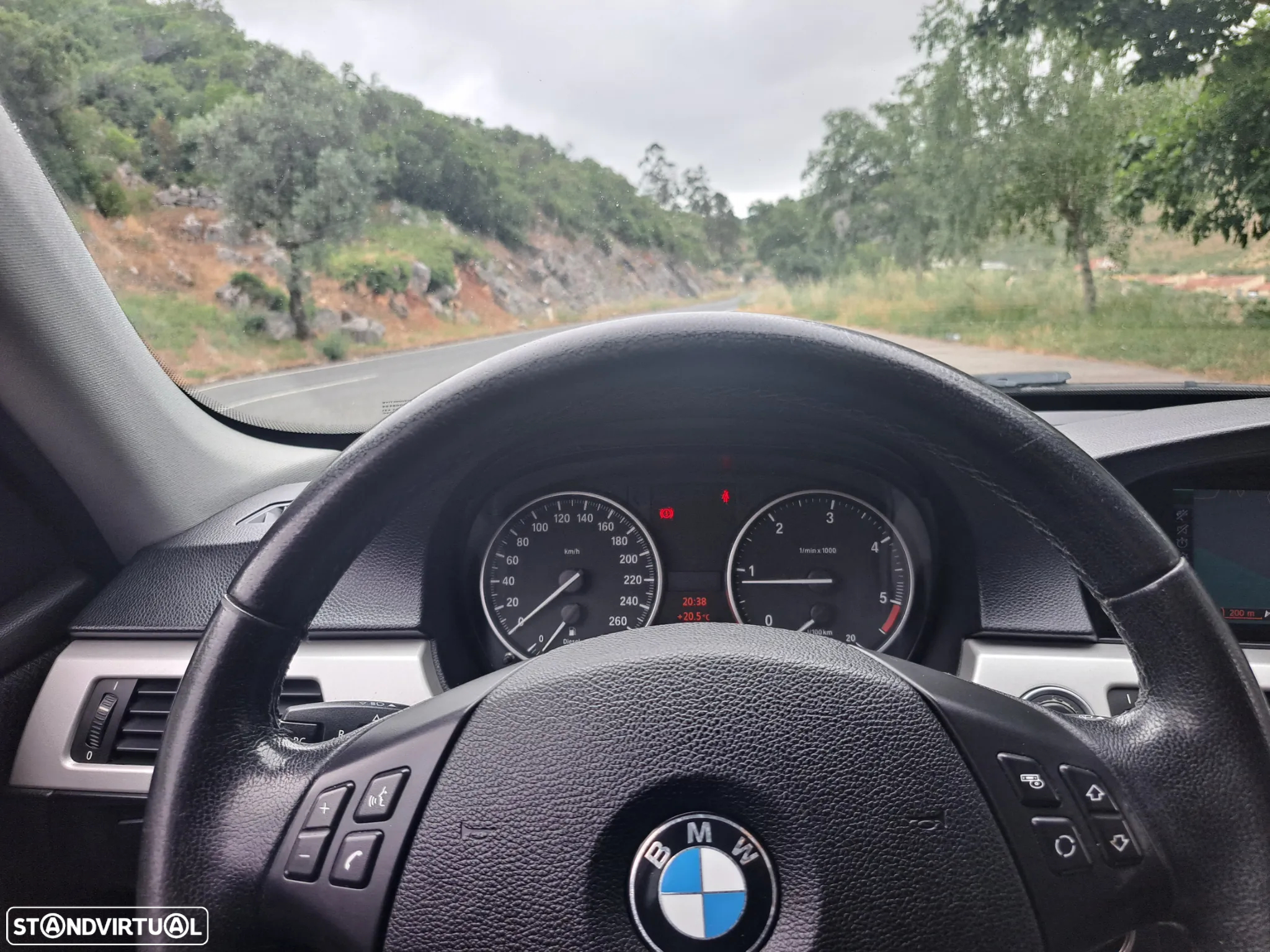 BMW 320 d Touring EfficientDynamics Navigation - 17