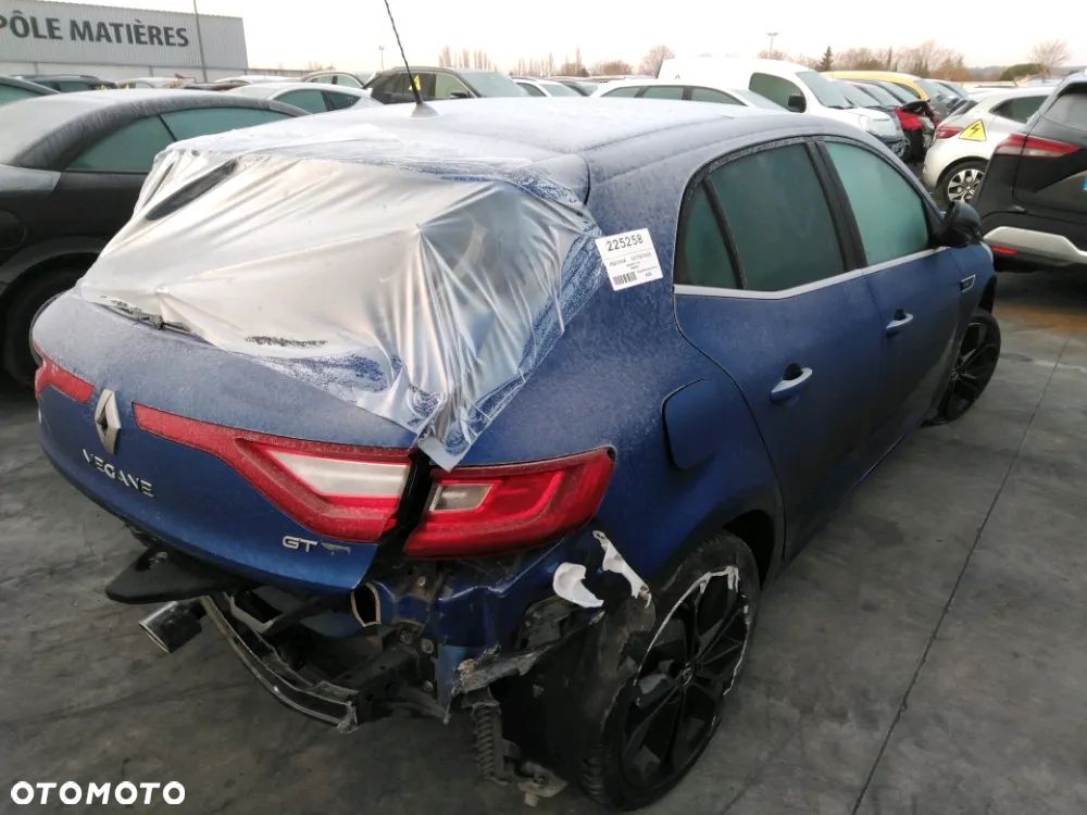 Renault Megane TCe 160 GPF EDC GT LINE - 3