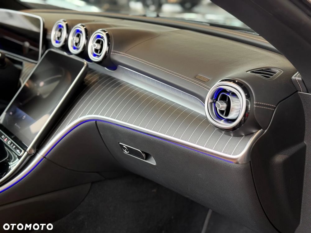 Mercedes-Benz CLE 300 4Matic 9G-TRONIC Edition AMG Line - 13