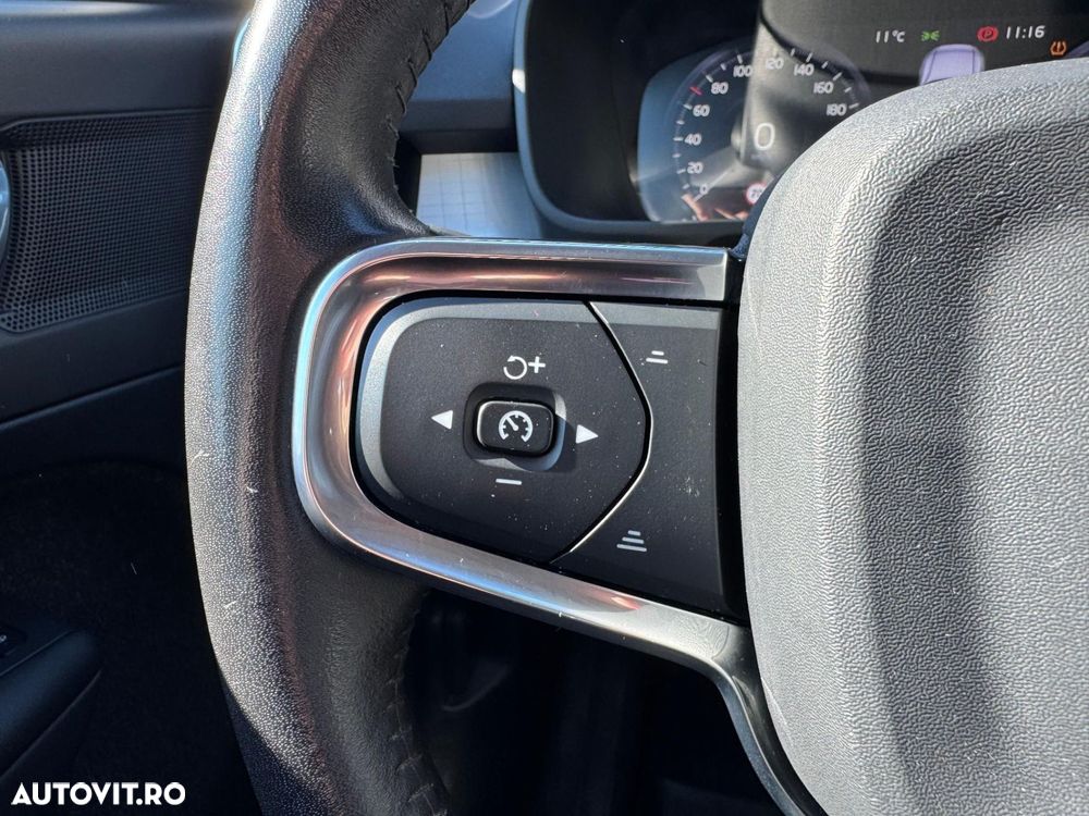Volvo XC 40 - 12