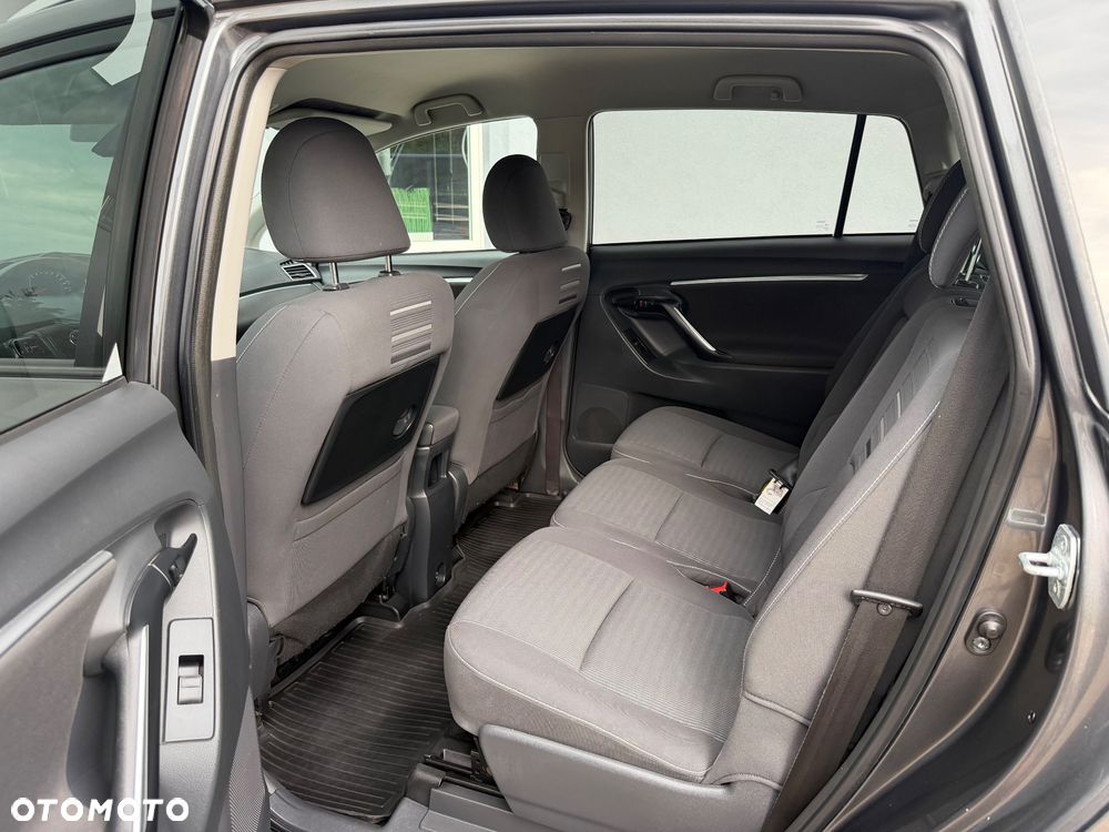 Toyota Verso 1.8 7-Sitzer Executive - 7