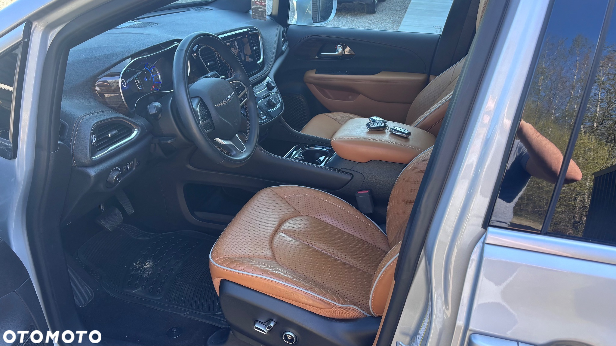 Chrysler Pacifica - 15