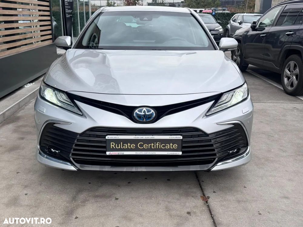 Toyota Camry 2023 photo 3