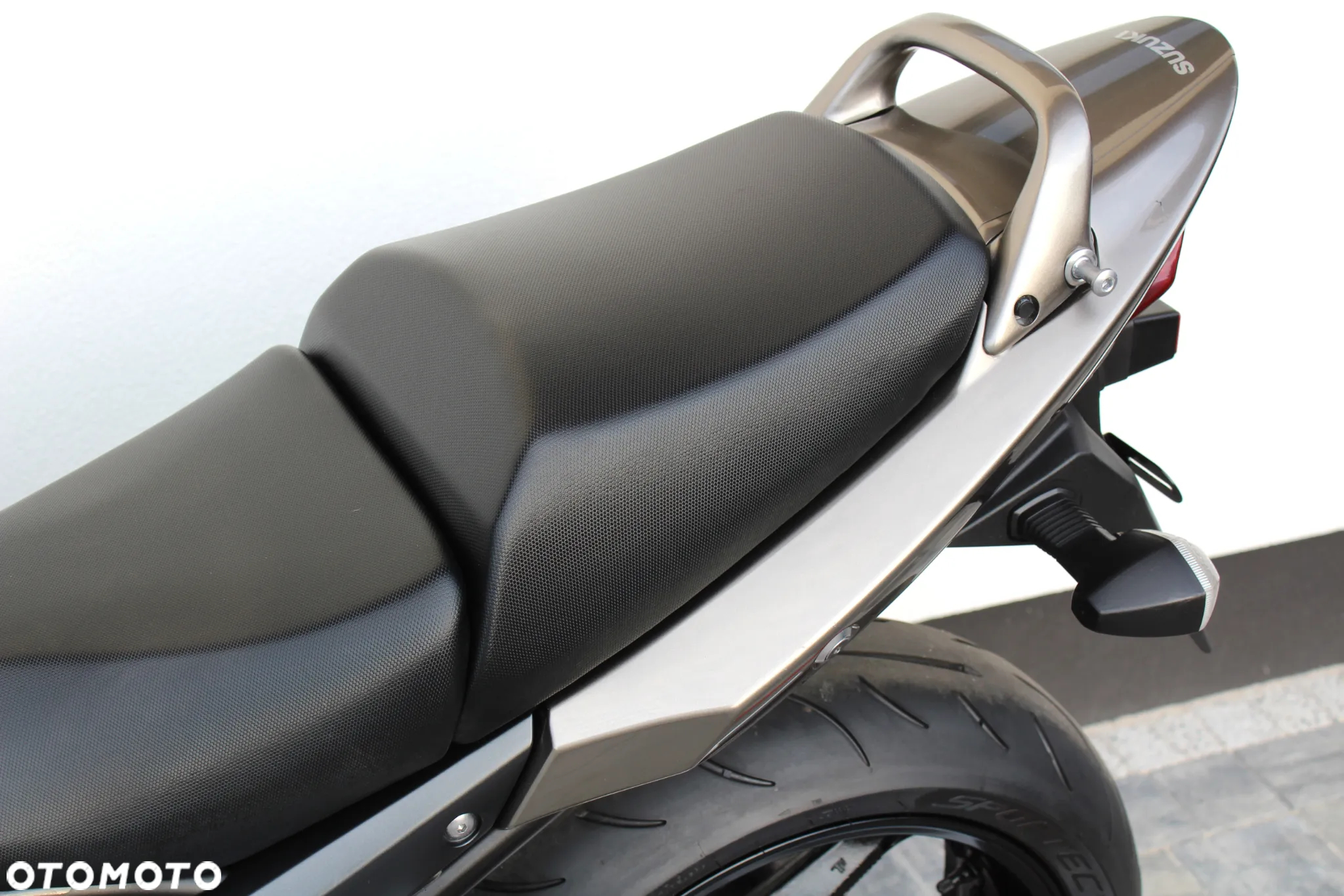 Suzuki Bandit - 14