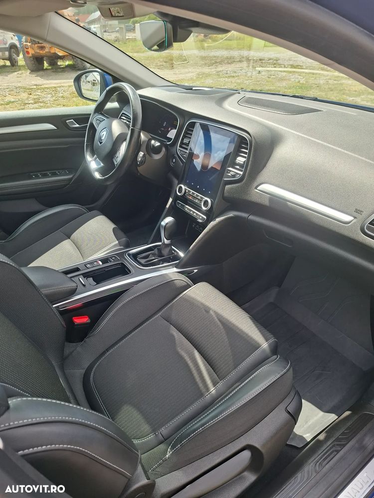Renault Megane E-TECH 160 BUSINESS EDITION - 5