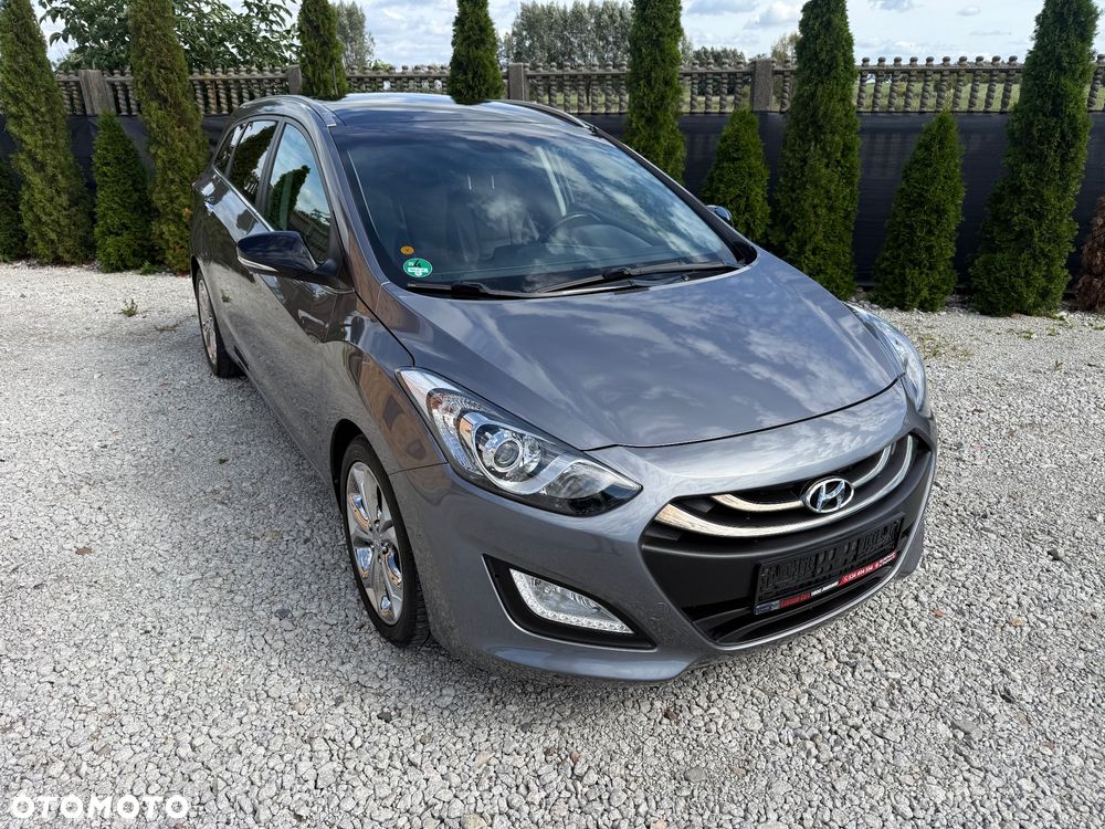 Hyundai i30 blue 1.6 CRDi YES Gold - 15