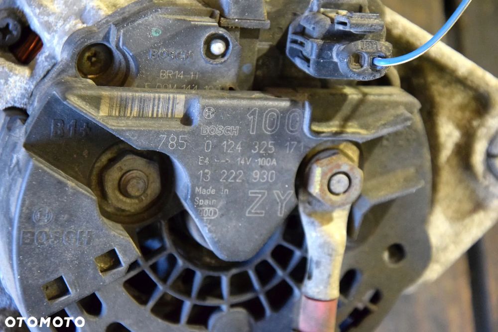 Opel Corsa D Alternator 13222930 0124325171 1.2 1.4 Astra Meriva - 2