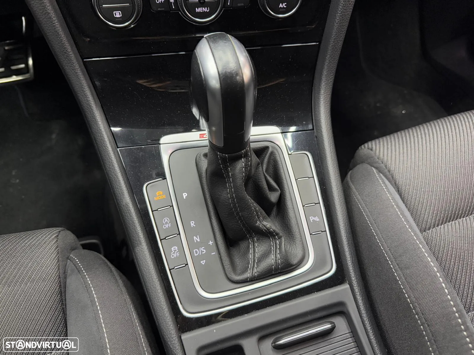 VW Golf R 2.0 TSI OPF 4Motion DSG - 19