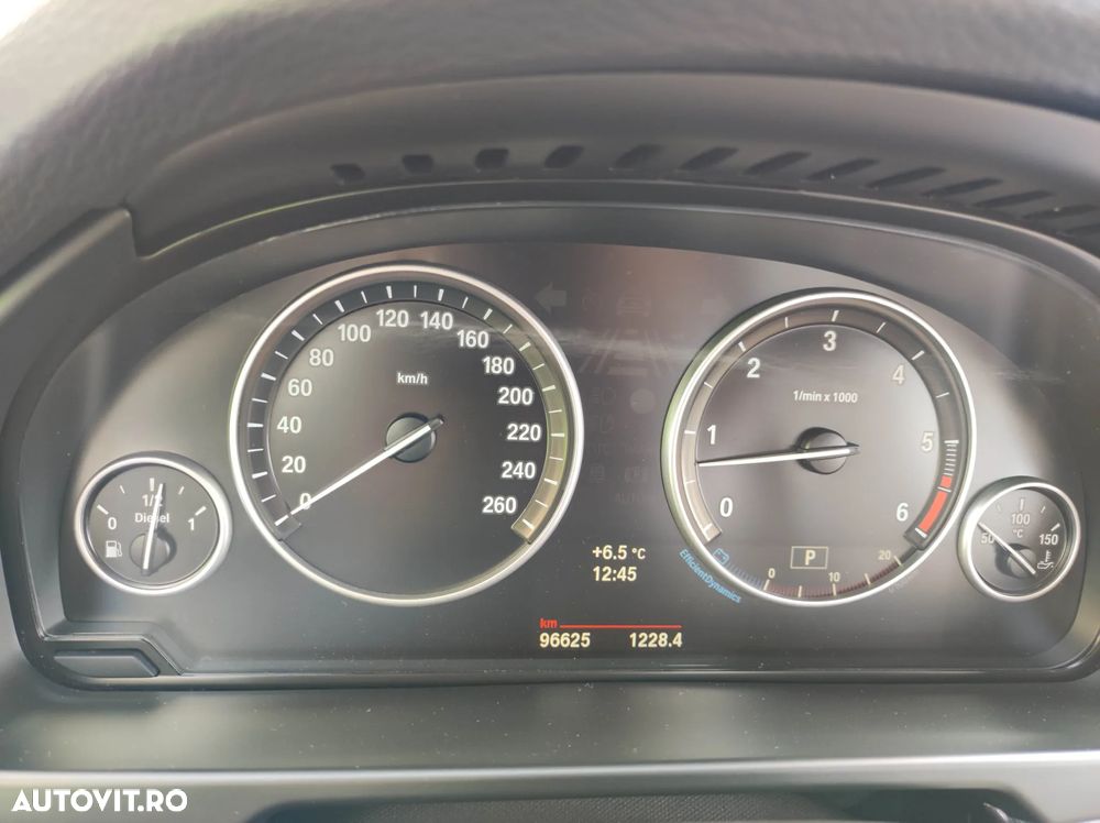 BMW X5 xDrive30d Sport-Aut. - 7