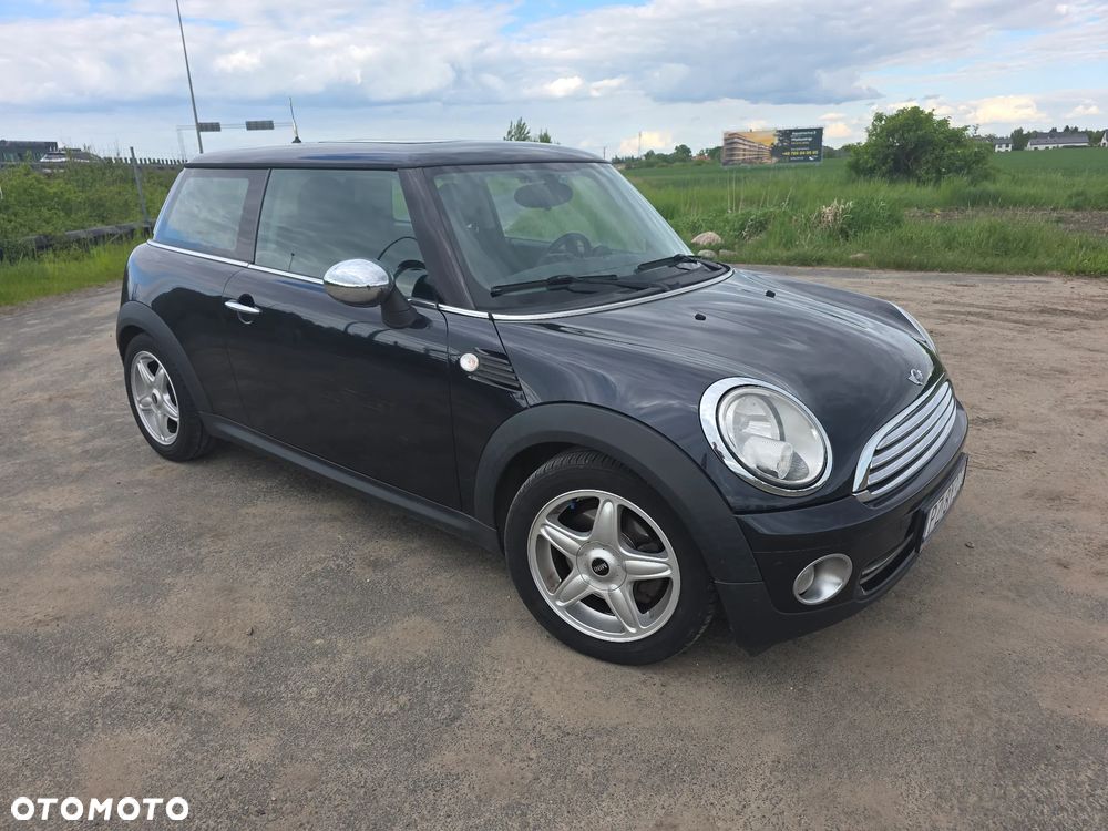 MINI Cooper Standard - 12
