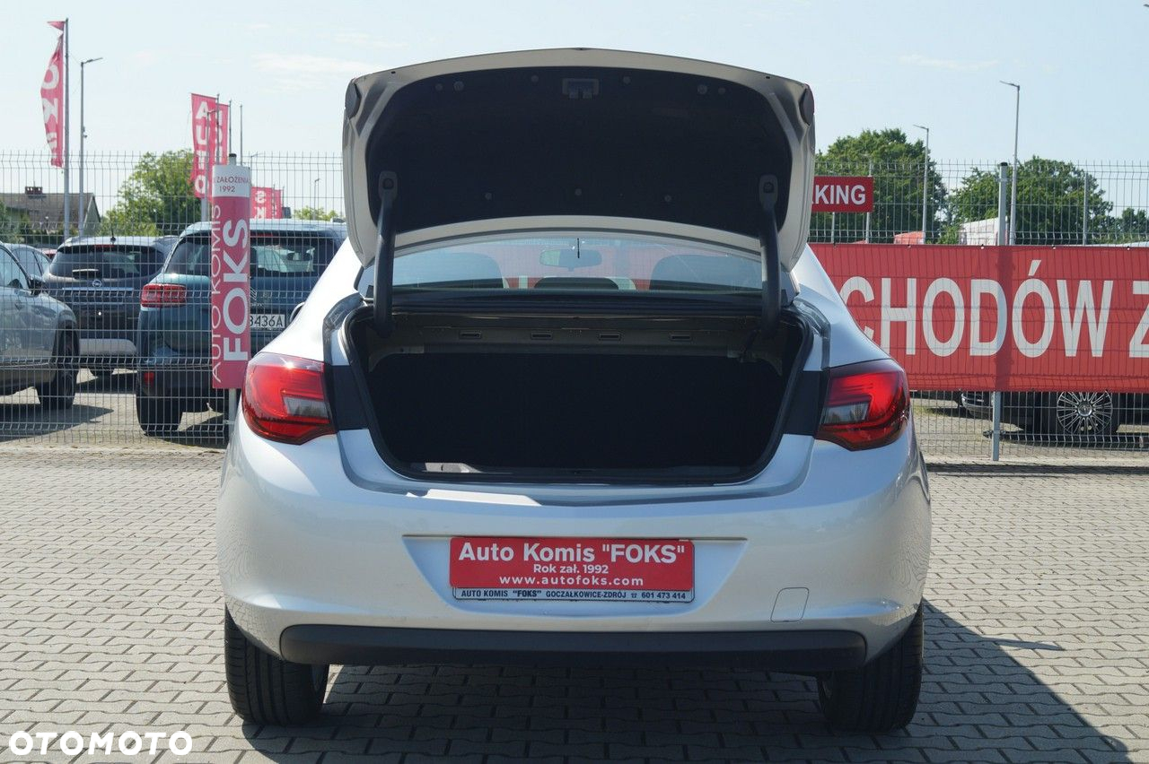 Opel Astra - 28