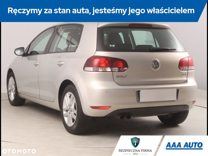 Volkswagen Golf - 5