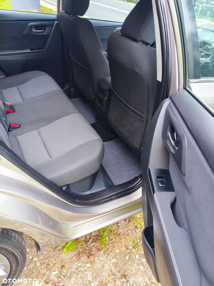 Toyota Auris 1.6 Active MS - 9