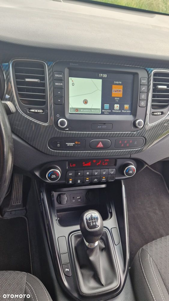 Kia Carens 1.7 CRDi M 7os EU6 - 15