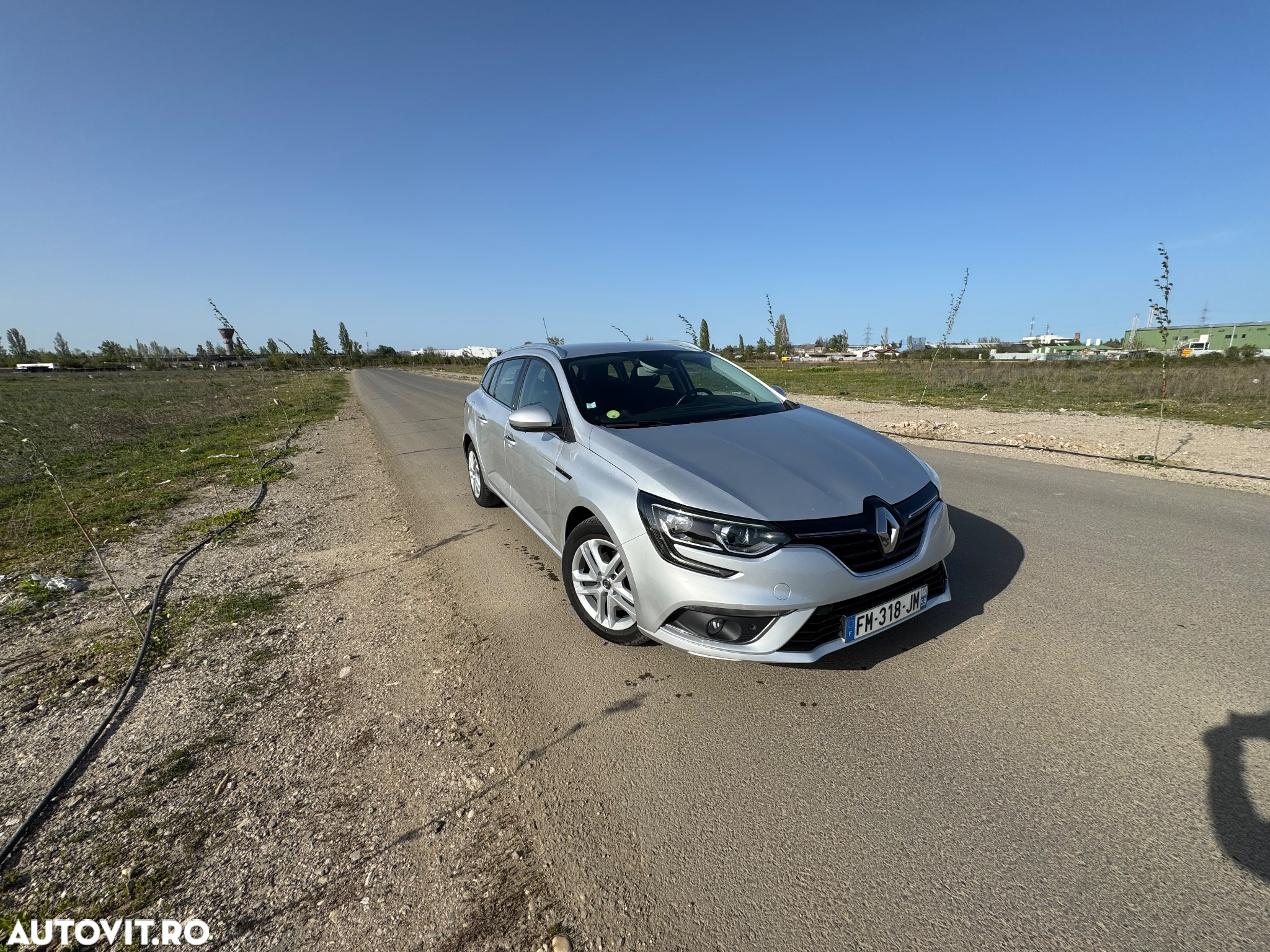 Renault Megane BLUE dCi 115 BUSINESS EDITION - 8