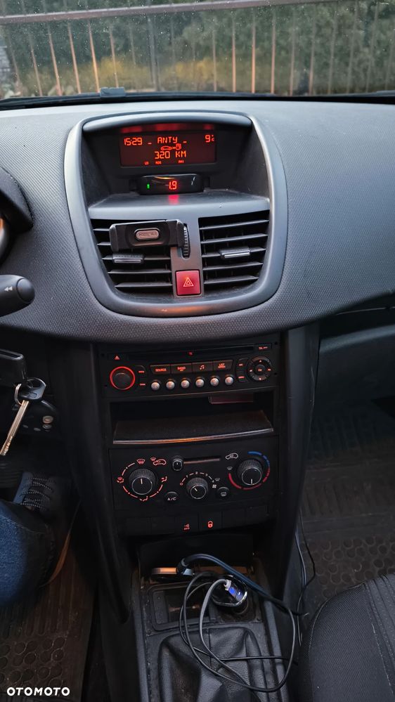 Peugeot 207 1.4 Access - 8