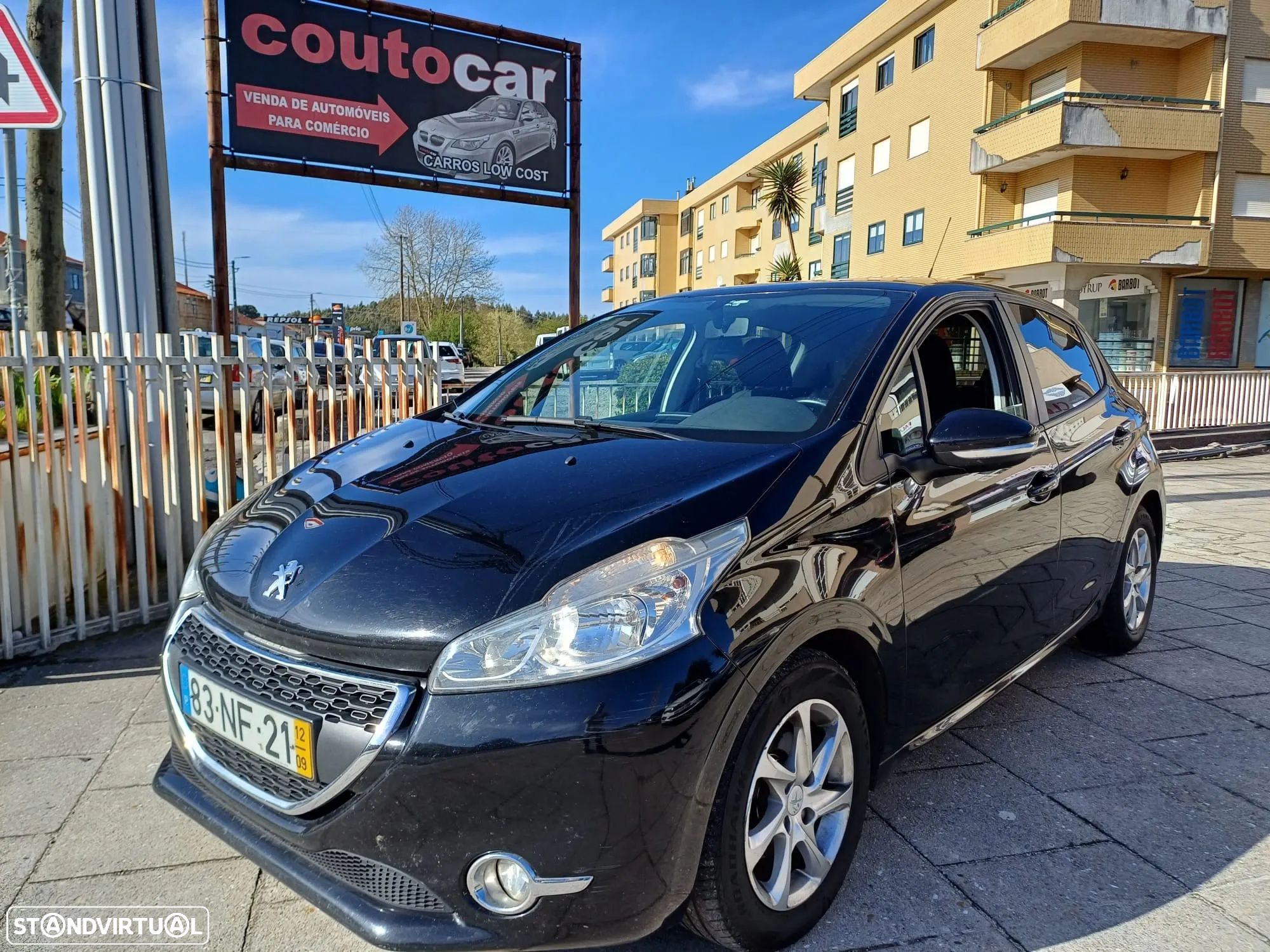Peugeot 208 1.4 HDi Active - 1