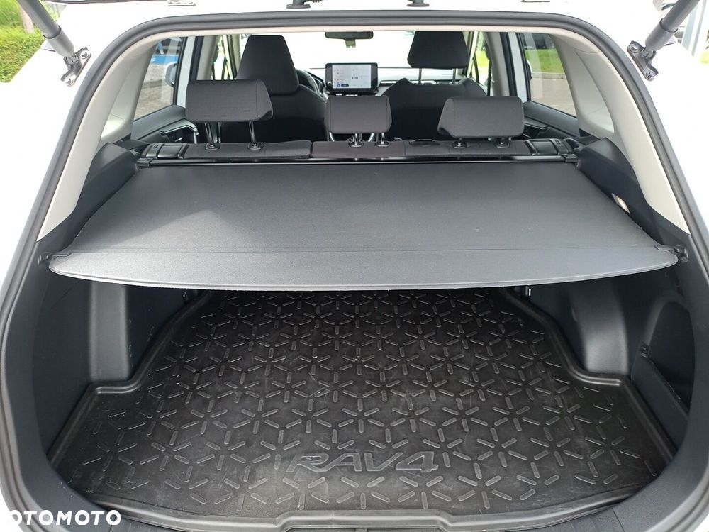 Toyota RAV4 - 13