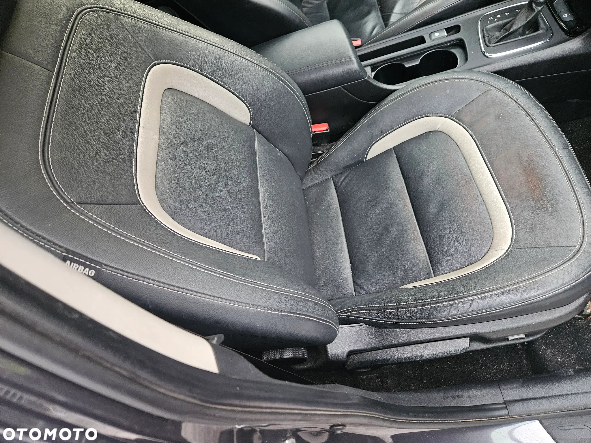 Kia Ceed 1.6 CRDi 128 SW Platinum Edition - 4