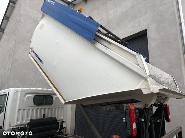 Nissan NT400 Śmieciarka Euro 6 + 5m3 + 3.5t + kat. B - 13