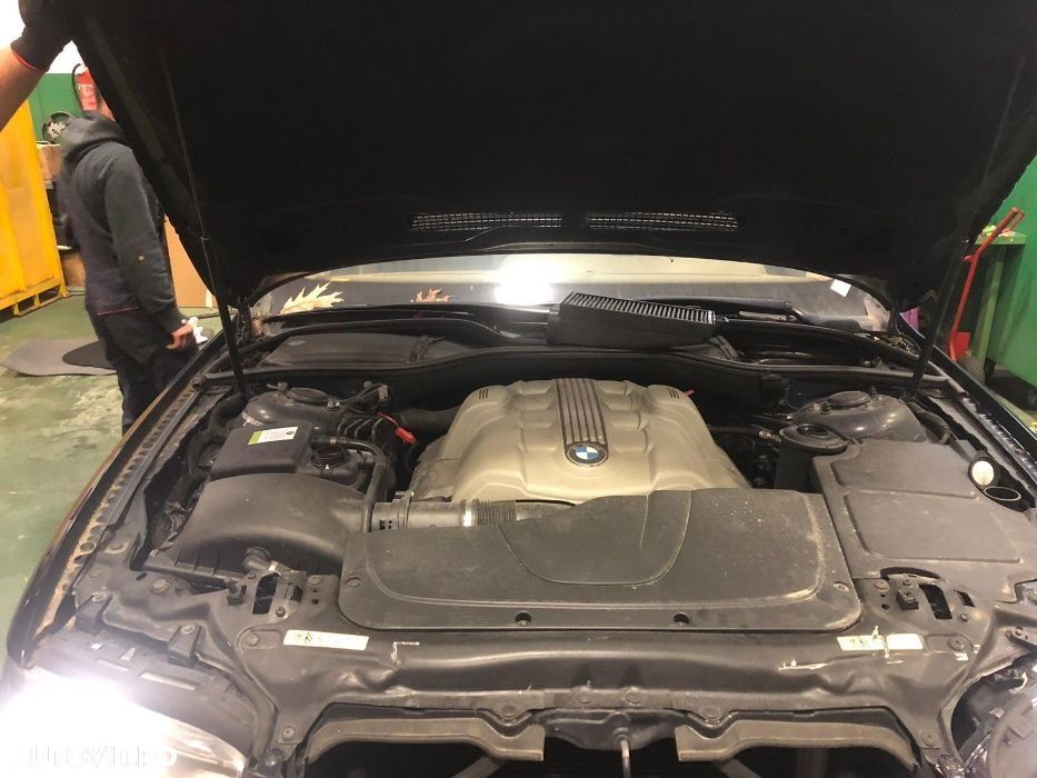 Dezmembrez BMW 735i , E65 , an 2004 - 1