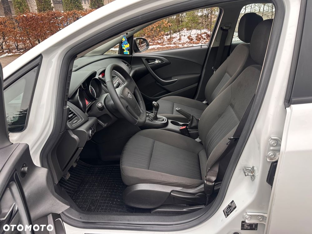 Opel Astra 1.4 ecoFLEX - 9