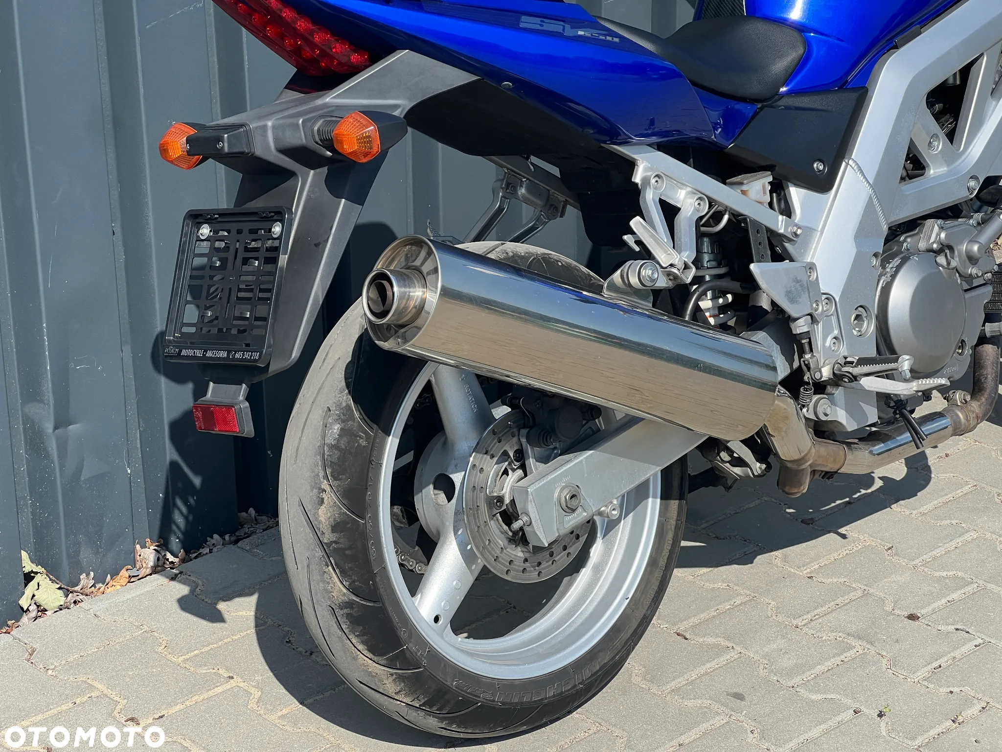 Suzuki SV - 16